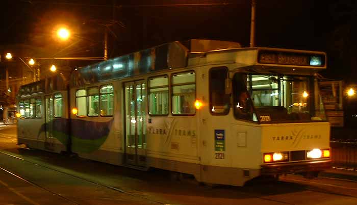 Yarra Trams B class 2121